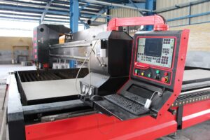 بررسی علل عدم همکاری پیمانکاران داخلی با سازندگان داخلی - سیال کاران کویر یزد